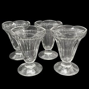 Vintage 1960s ARC France Pressed Clear Glass Footed Ice Cream/Sundae Glasses Set